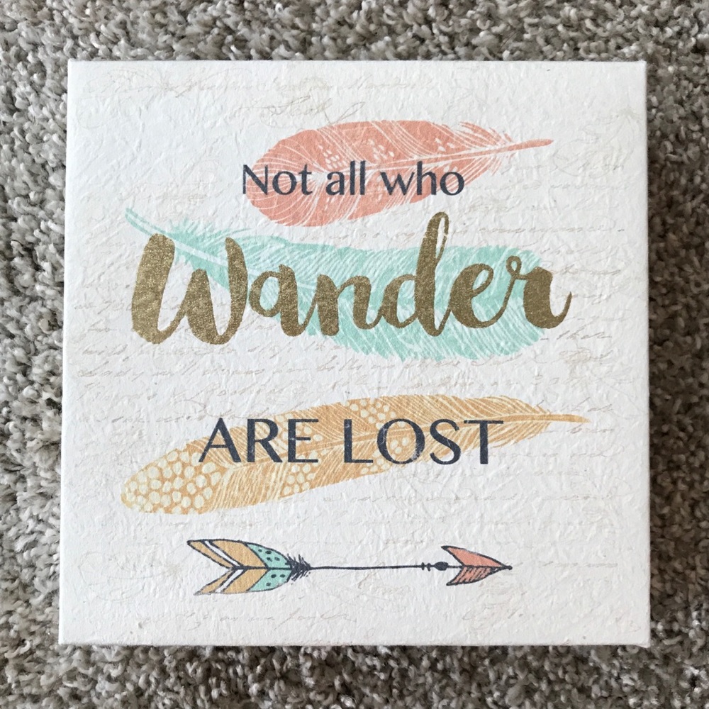 3-piece set of wall decor!